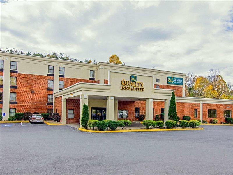 Quality Inn & Suites Lexington Near I-64 And I-81 Timber Ridge Exterior photo